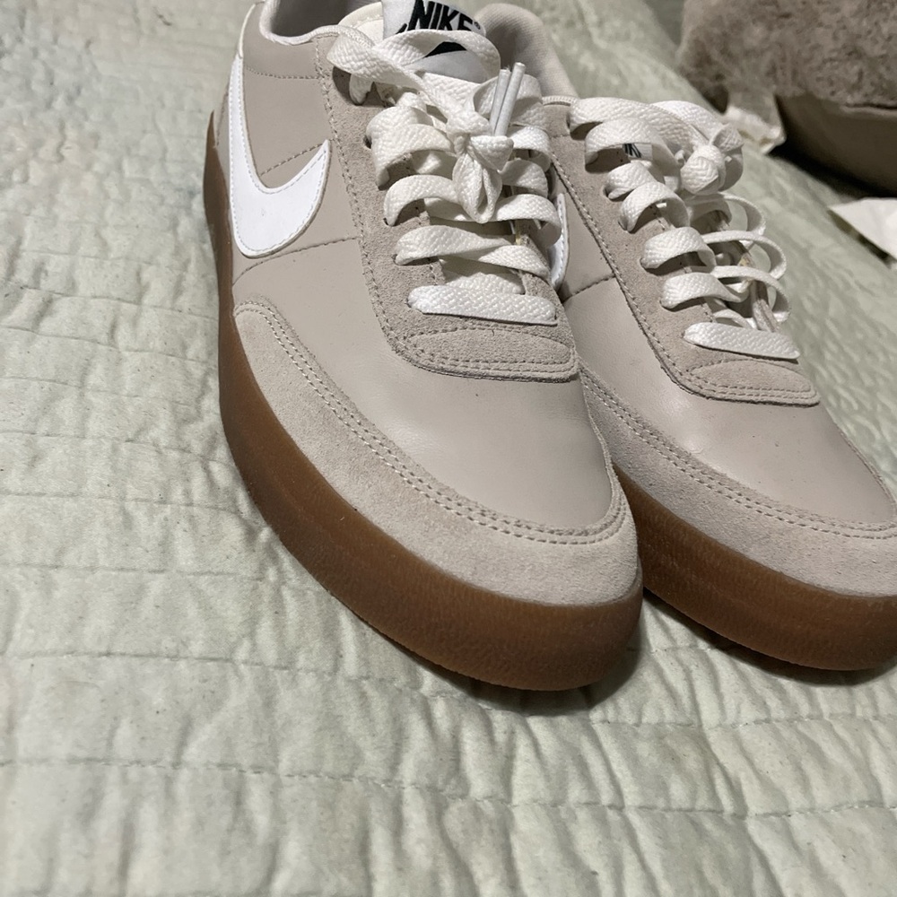 Nike Men's Beige and White Sneakers